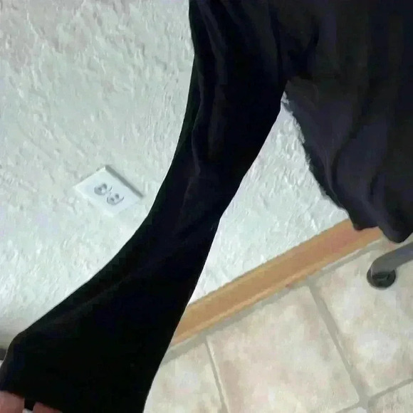 NOT FOR SALE - Picture 3 of 6